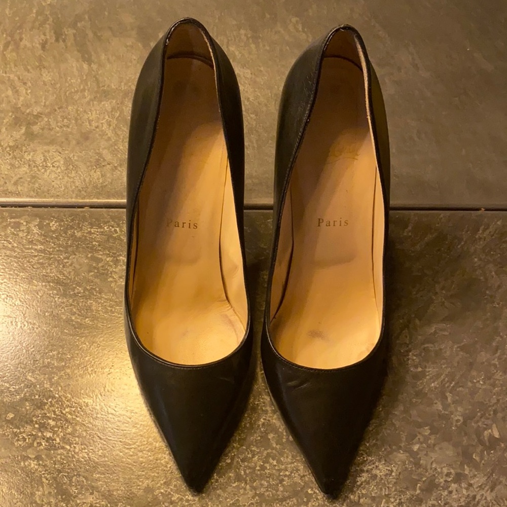 Christian Louboutin Pigalle Follies Size 40, 100 mm, Black